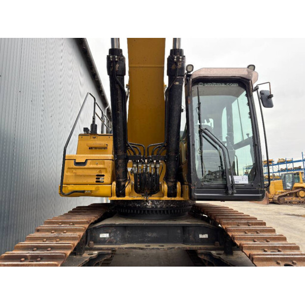 2017 Caterpillar 352F XE-45328848