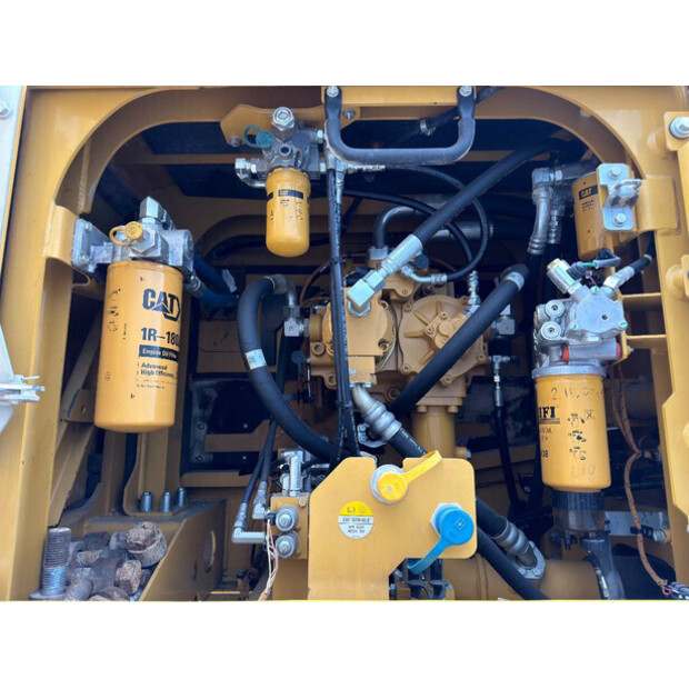 2017 Caterpillar 352F XE-45328865