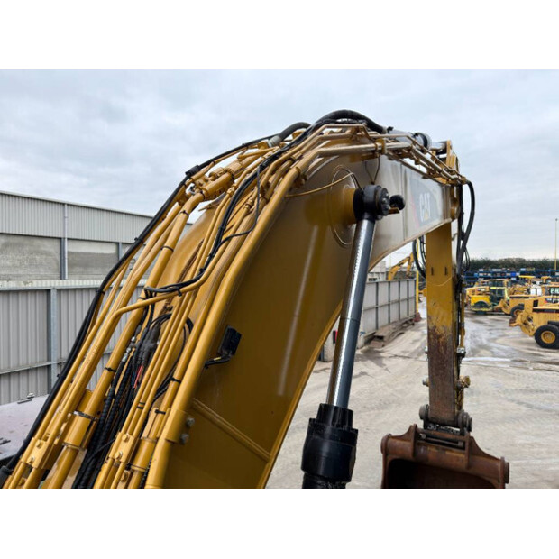 2017 Caterpillar 352F XE-45328878