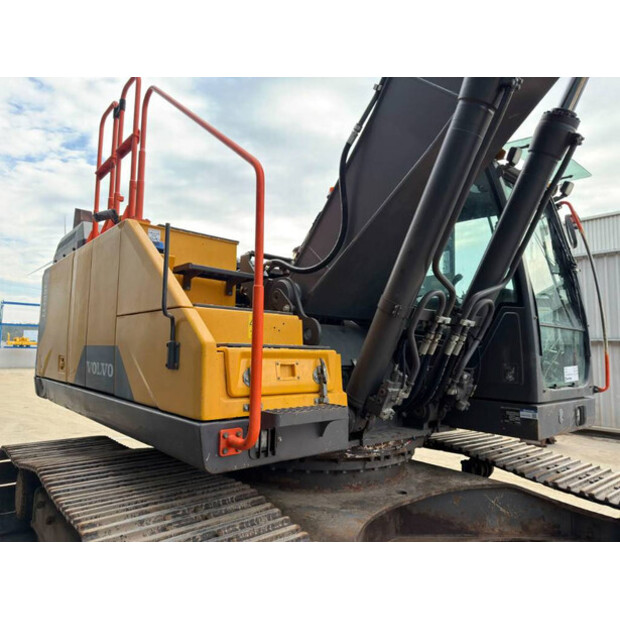 2019 Volvo EC300EL-45329176