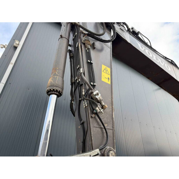 2019 Volvo EC300EL-45329179