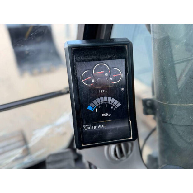 2019 Volvo EC300EL-45329211