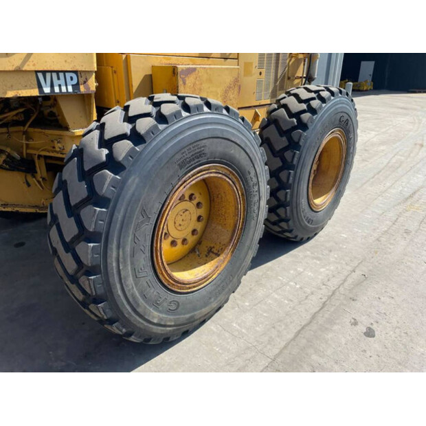 1998 Caterpillar 140H-45329716