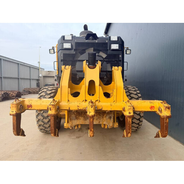 2017 كاتربيلر 140M3-45329907