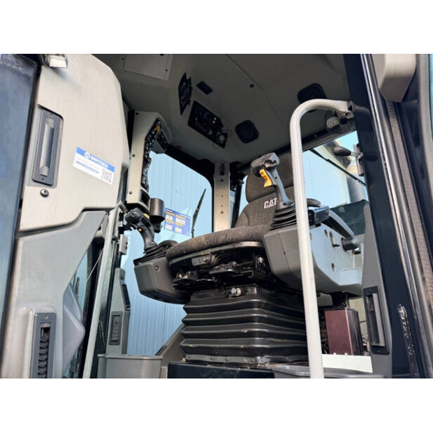 2015 Caterpillar 140M3-45329945