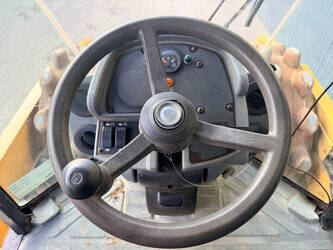 2011-caterpillar-cp76-1413623-45330403