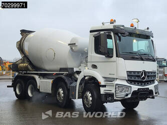 2018-mercedes-benz-arocs-3243-1413684-45331737