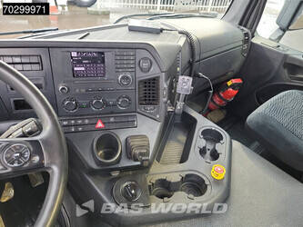 2018-mercedes-benz-arocs-3243-1413684-45331749