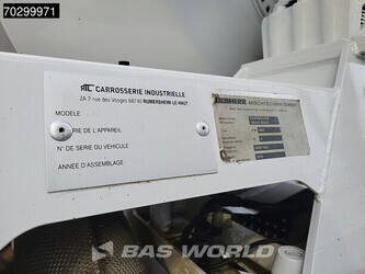 2018-mercedes-benz-arocs-3243-1413684-45331762