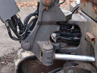 2015-bobcat-e32-45332249