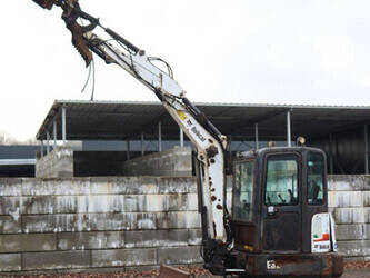 2015-bobcat-e32-45332267