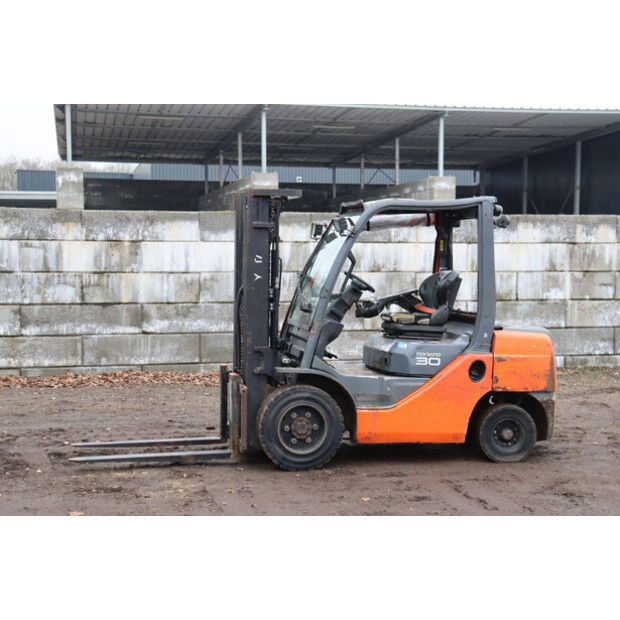 2015 Toyota 52-8FDF30-45332422