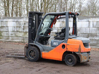 2015-toyota-52-8fdf30-45332424