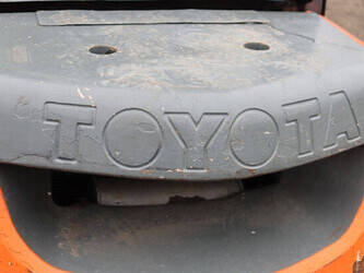 2015-toyota-52-8fdf30-45332438