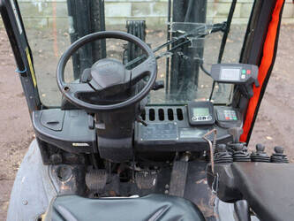 2015-toyota-52-8fdf30-45332440