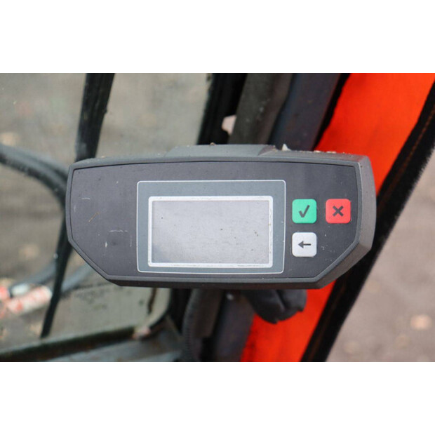 2015 Toyota 52-8FDF30-45332448