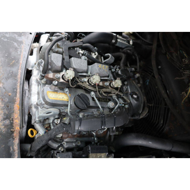 2015 Toyota 52-8FDF30-45332453