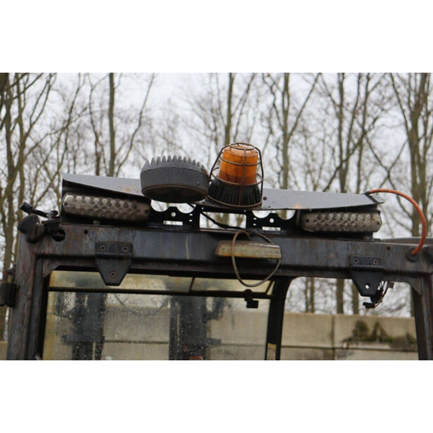 2018 ميتسوبيشي FB35N-45332507