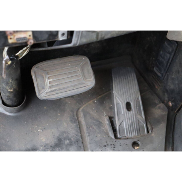 2018 ميتسوبيشي FB35N-45332514