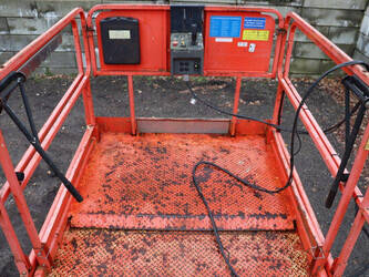 2013-jlg-m3369-1413711-45332632