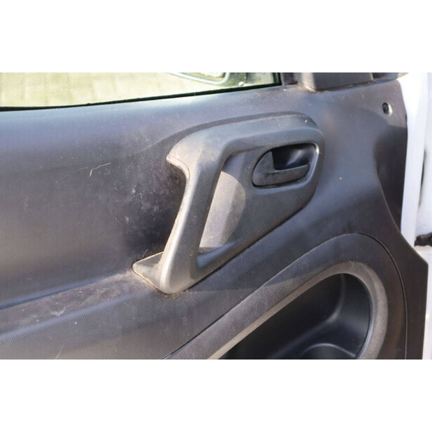 2017 Citroen BERLINGO-45332739