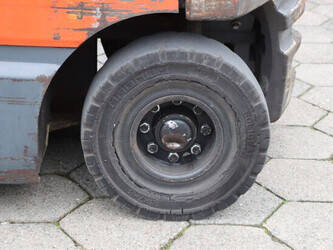 2005-toyota-7fbmf25-1413716-45332813