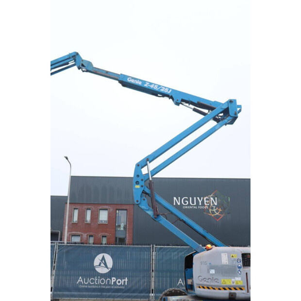 2012 جيني Z-45/25J-45332923