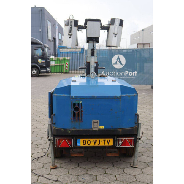 2012 Towerlight VB-9-45333117