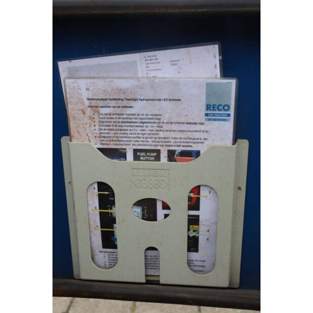 2012 Towerlight VB-9-45333136