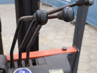 toyota-25-1413736-45333469