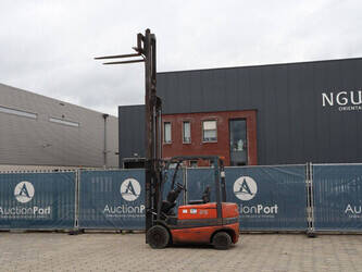 toyota-25-1413736-45333476