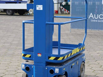 upright-tm-12-1413737-45333484