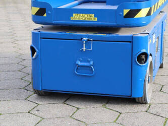 upright-tm-12-1413737-45333489