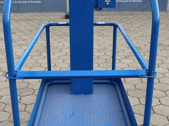 upright-tm-12-1413737-45333505