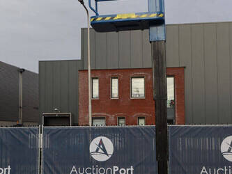 upright-tm-12-1413737-45333511