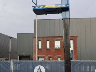 upright-tm-12-1413737-45333513