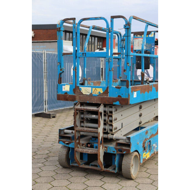 2013 Genie GS-2646-45333738