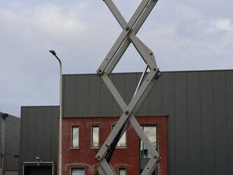 2013-genie-gs-2646-1413744-45333760