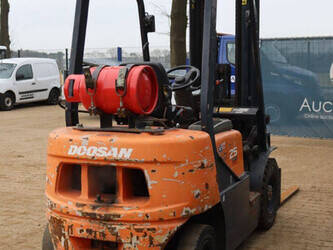 doosan-g25g-5-45333930