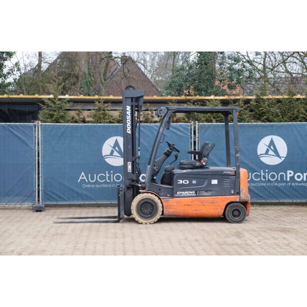 2007 Doosan B30X-5-45333967