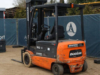2007-doosan-b30x-5-45333969