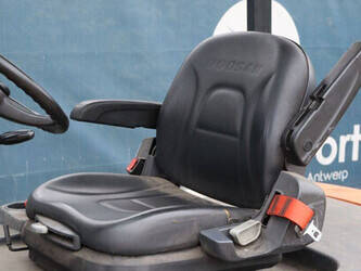 2007-doosan-b30x-5-45333988