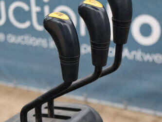 2007-doosan-b30x-5-45333992