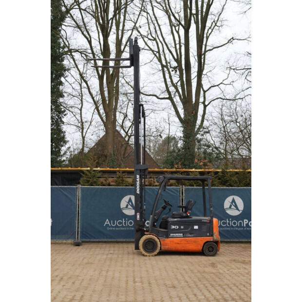 2007 Doosan B30X-5-45334000