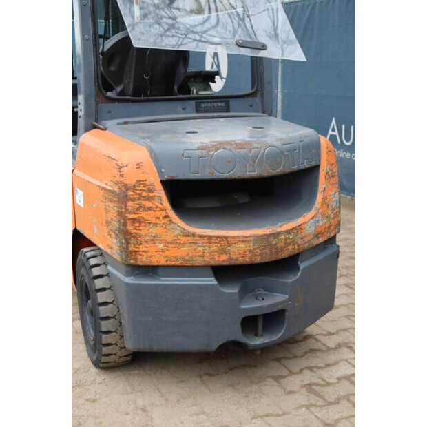 2012 Toyota 52-8FDJF35-45334026