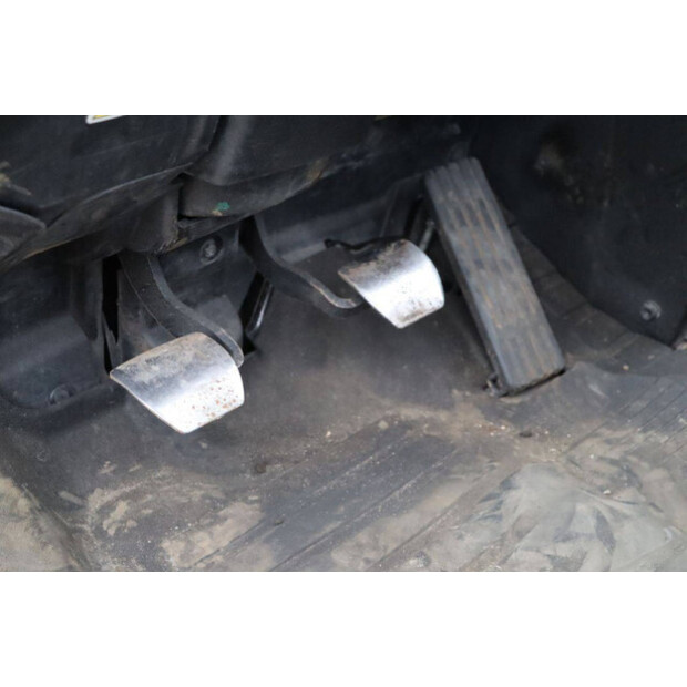 2012 Toyota 52-8FDJF35-45334033