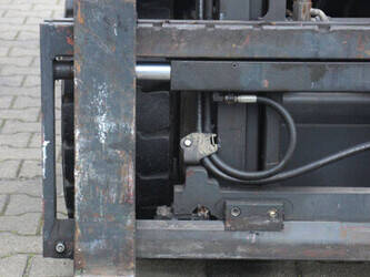 2011-linde-h30d-01-1413766-45334352