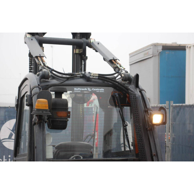 2011 Linde H30D-01-45334359