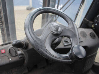 2011-linde-h30d-01-1413766-45334365