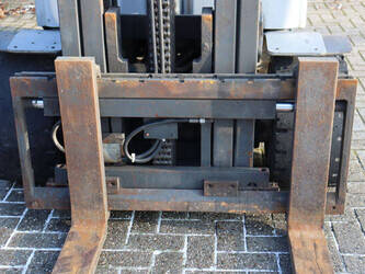 2018-still-rx70-30t-1413769-45334432